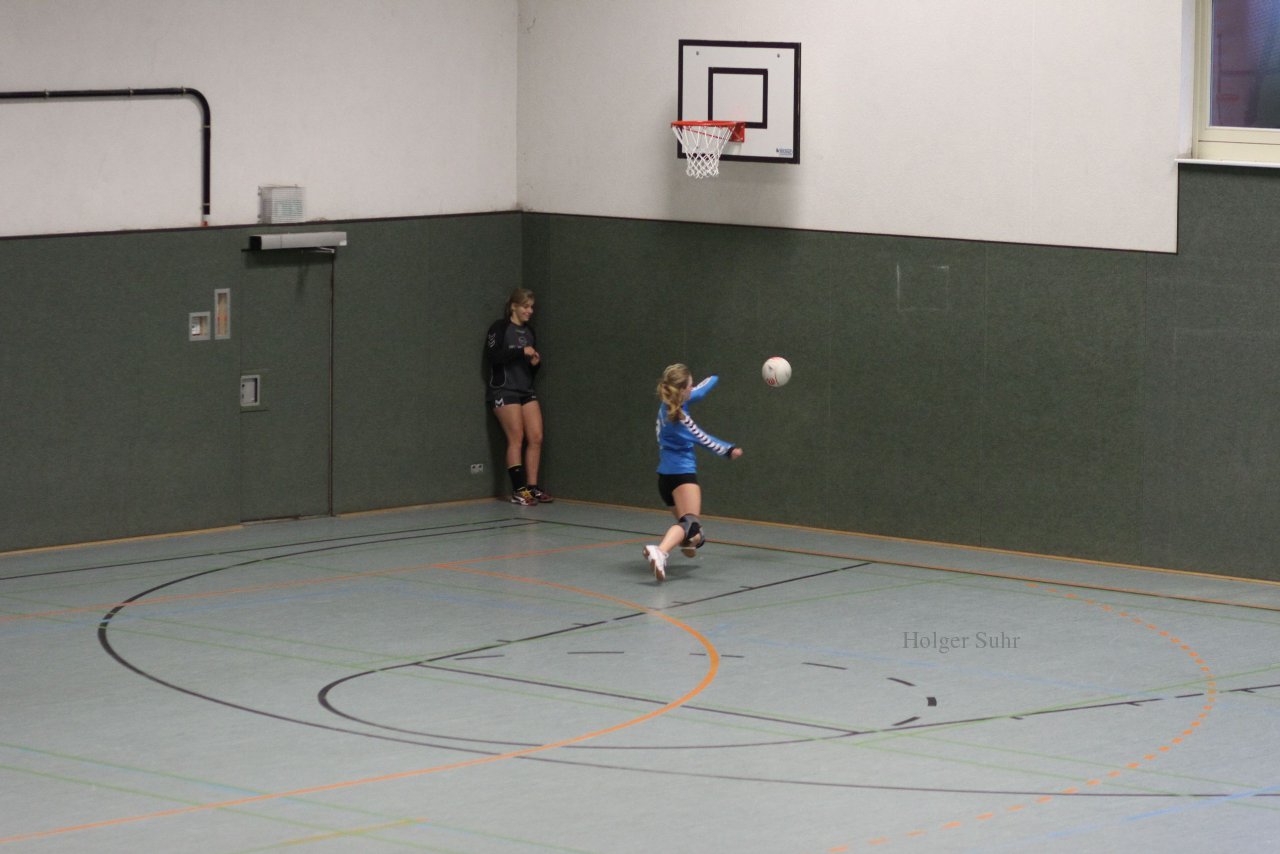 Bild 62 - U18w 1.Tag am 12.11.11